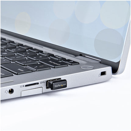 V8H4215F02367A48B34F328250B33A28391R4995425P2